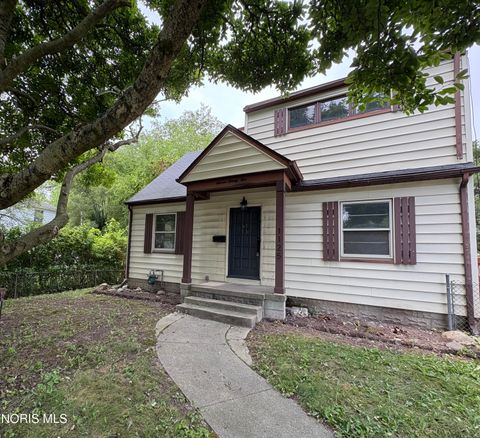 Photo of 1125 Searles Road, Toledo, OH 43607 (MLS # 10011011)