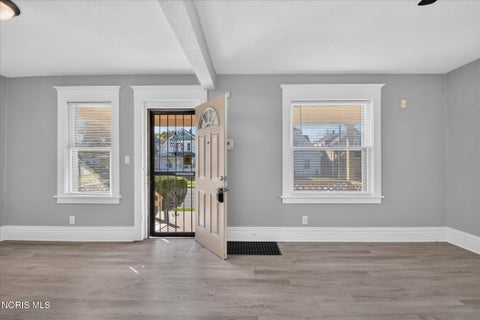 Tiny photo for 1126 Indiana Avenue, Toledo, OH 43607 (MLS # 10014385)