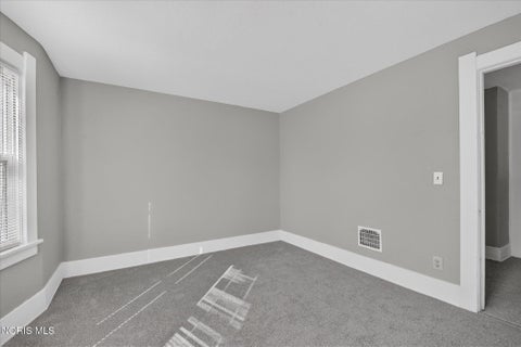 Tiny photo for 1126 Indiana Avenue, Toledo, OH 43607 (MLS # 10014385)