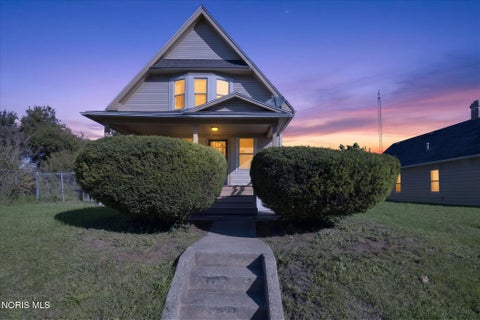 Photo of 1126 Indiana Avenue, Toledo, OH 43607 (MLS # 10014385)