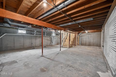 Tiny photo for 8040 Jerusalem Road, Oregon, OH 43616 (MLS # 10006843)