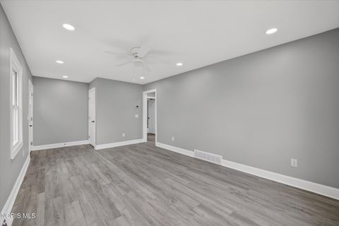 Tiny photo for 8040 Jerusalem Road, Oregon, OH 43616 (MLS # 10006843)