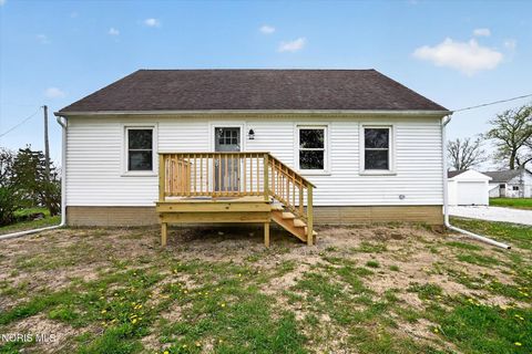Tiny photo for 8040 Jerusalem Road, Oregon, OH 43616 (MLS # 10006843)
