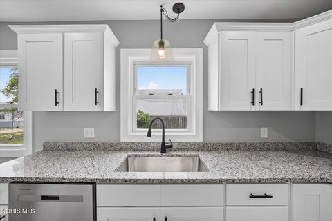 Tiny photo for 8040 Jerusalem Road, Oregon, OH 43616 (MLS # 10006843)