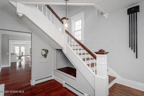 Tiny photo for 610 Wallace Avenue, Bowling Green, OH 43402 (MLS # 10004043)