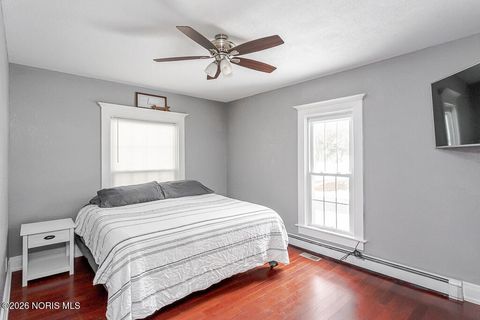 Tiny photo for 610 Wallace Avenue, Bowling Green, OH 43402 (MLS # 10004043)