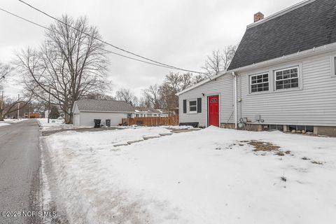 Tiny photo for 610 Wallace Avenue, Bowling Green, OH 43402 (MLS # 10004043)