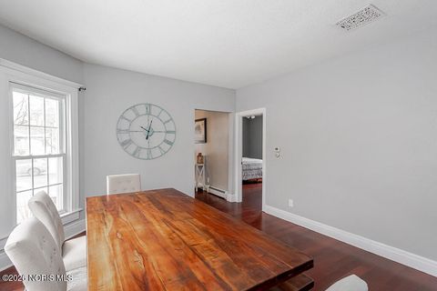 Tiny photo for 610 Wallace Avenue, Bowling Green, OH 43402 (MLS # 10004043)