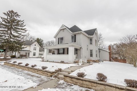 Tiny photo for 610 Wallace Avenue, Bowling Green, OH 43402 (MLS # 10004043)