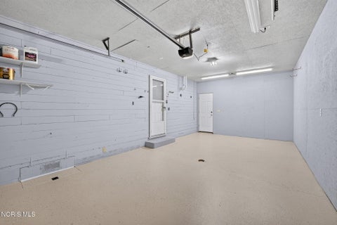 Tiny photo for 17985 Haskins Road, Bowling Green, OH 43402 (MLS # 10012613)