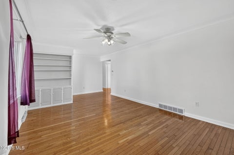 Tiny photo for 17985 Haskins Road, Bowling Green, OH 43402 (MLS # 10012613)