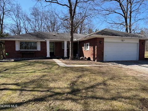 Photo of 8820 Ohio 15, Defiance, OH 43512 (MLS # 10004859)