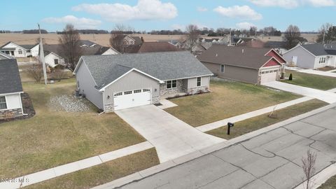 Tiny photo for 520 Oxford Street, Napoleon, OH 43545 (MLS # 10004513)