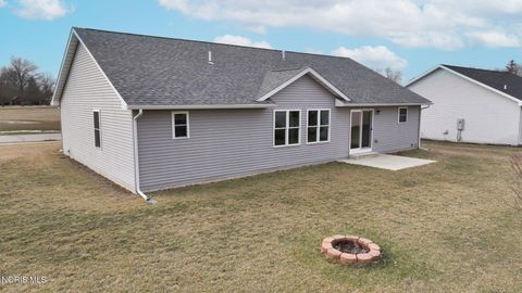 Tiny photo for 520 Oxford Street, Napoleon, OH 43545 (MLS # 10004513)