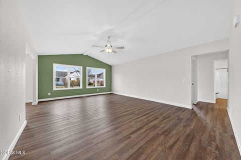 Tiny photo for 520 Oxford Street, Napoleon, OH 43545 (MLS # 10004513)