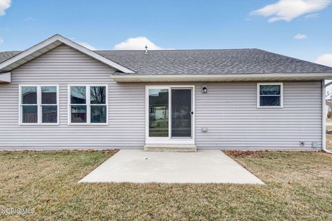 Tiny photo for 520 Oxford Street, Napoleon, OH 43545 (MLS # 10004513)