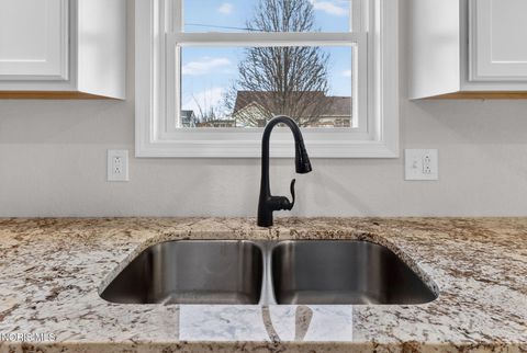 Tiny photo for 520 Oxford Street, Napoleon, OH 43545 (MLS # 10004513)