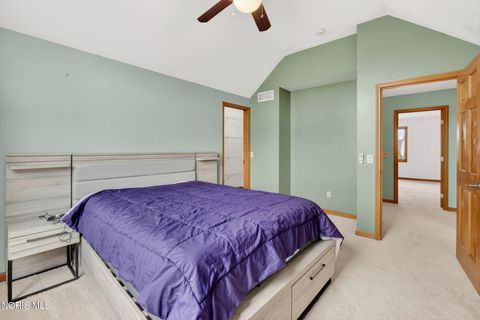 Tiny photo for 4372 Morning Dove Drive, Oregon, OH 43616 (MLS # 10005599)