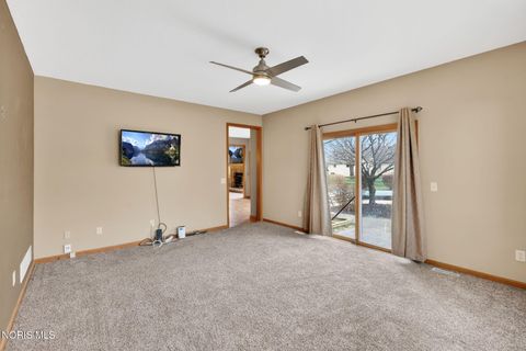 Tiny photo for 4372 Morning Dove Drive, Oregon, OH 43616 (MLS # 10005599)