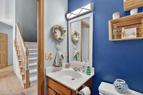 Tiny photo for 4372 Morning Dove Drive, Oregon, OH 43616 (MLS # 10005599)