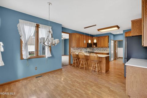 Tiny photo for 4372 Morning Dove Drive, Oregon, OH 43616 (MLS # 10005599)