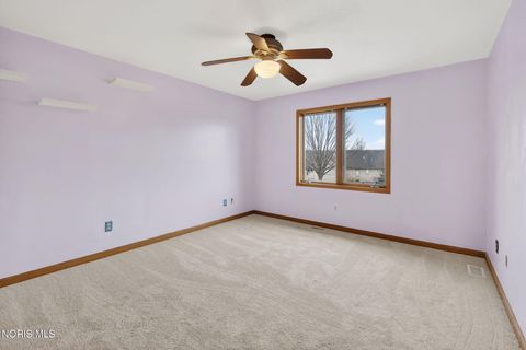 Tiny photo for 4372 Morning Dove Drive, Oregon, OH 43616 (MLS # 10005599)