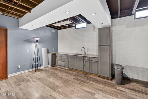 Tiny photo for 4372 Morning Dove Drive, Oregon, OH 43616 (MLS # 10005599)