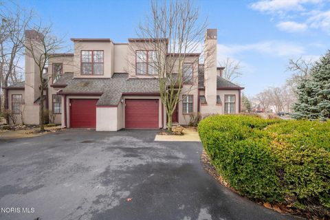 Tiny photo for 4370 Marin Woods #B, Port Clinton, OH 43452 (MLS # 10004888)