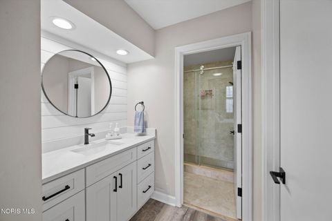 Tiny photo for 4370 Marin Woods #B, Port Clinton, OH 43452 (MLS # 10004888)