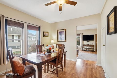 Tiny photo for 621 Glenwood Road, Rossford, OH 43460 (MLS # 10001836)