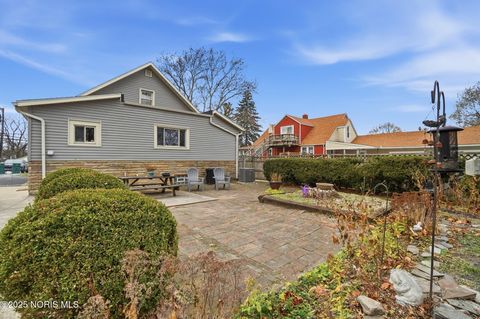 Tiny photo for 621 Glenwood Road, Rossford, OH 43460 (MLS # 10001836)