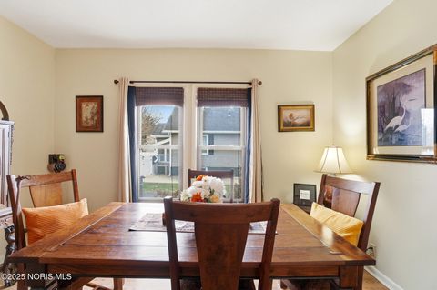 Tiny photo for 621 Glenwood Road, Rossford, OH 43460 (MLS # 10001836)