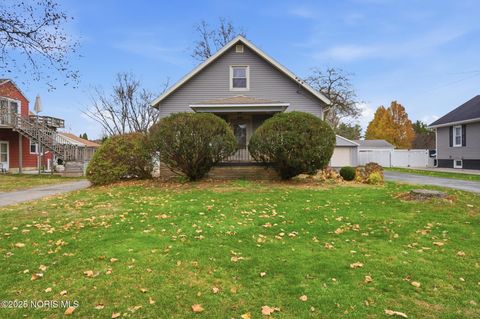 Tiny photo for 621 Glenwood Road, Rossford, OH 43460 (MLS # 10001836)