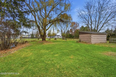 Tiny photo for 621 Glenwood Road, Rossford, OH 43460 (MLS # 10001836)