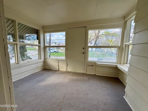 Tiny photo for 1935 South Avenue, Toledo, OH 43609 (MLS # 10006483)