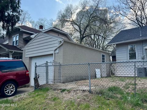 Tiny photo for 1935 South Avenue, Toledo, OH 43609 (MLS # 10006483)