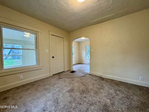 Tiny photo for 1935 South Avenue, Toledo, OH 43609 (MLS # 10006483)