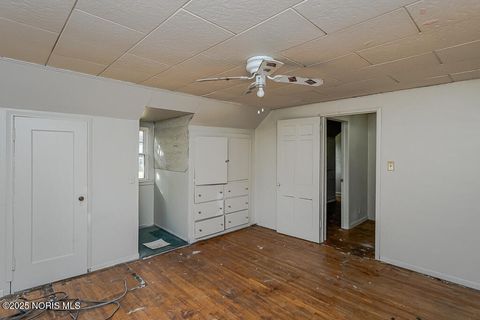 Tiny photo for 2316 Westbrook Drive, Toledo, OH 43613 (MLS # 10000738)