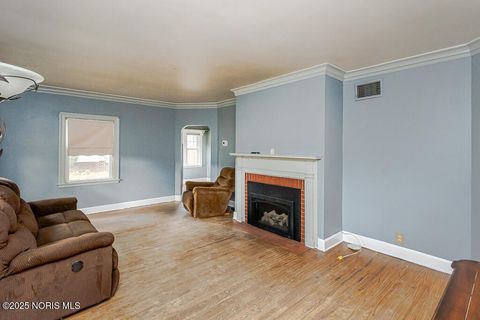 Photo of 2316 Westbrook Drive, Toledo, OH 43613 (MLS # 10000738) Photo of 2316 Westbrook Drive, Toledo, OH 43613 (MLS # 10000738)