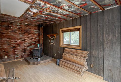 Tiny photo for 2316 Westbrook Drive, Toledo, OH 43613 (MLS # 10000738)