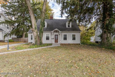 Tiny photo for 2316 Westbrook Drive, Toledo, OH 43613 (MLS # 10000738)