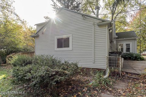 Tiny photo for 2316 Westbrook Drive, Toledo, OH 43613 (MLS # 10000738)