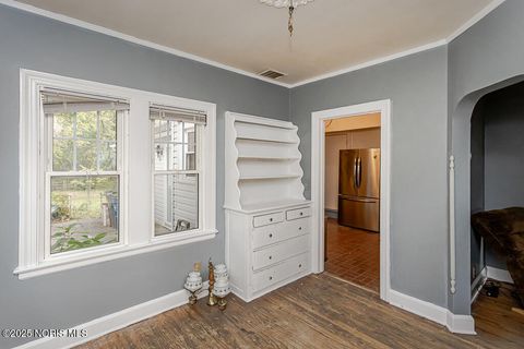 Tiny photo for 2316 Westbrook Drive, Toledo, OH 43613 (MLS # 10000738)