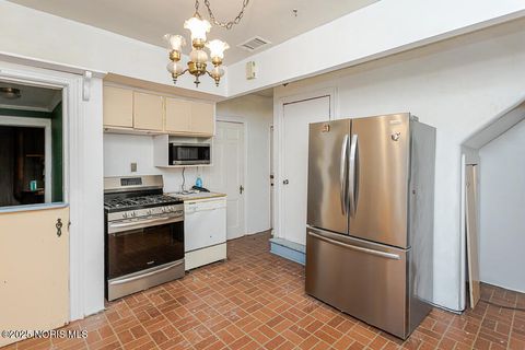 Tiny photo for 2316 Westbrook Drive, Toledo, OH 43613 (MLS # 10000738)