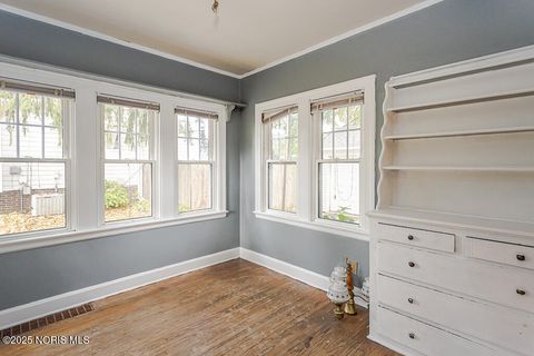 Tiny photo for 2316 Westbrook Drive, Toledo, OH 43613 (MLS # 10000738)