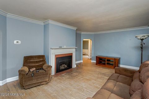 Tiny photo for 2316 Westbrook Drive, Toledo, OH 43613 (MLS # 10000738)