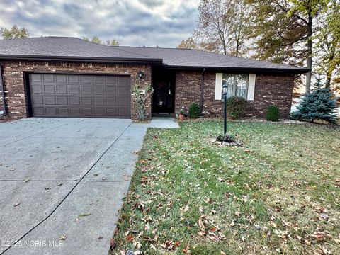 Photo of 603 Wood Cree Court, Defiance, OH 43512 (MLS # 10000926)