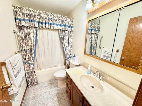 Tiny photo for 603 Wood Cree Court, Defiance, OH 43512 (MLS # 10000926)