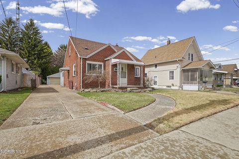 Tiny photo for 5219 302nd Street, Toledo, OH 43611 (MLS # 10005228)