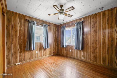 Tiny photo for 5219 302nd Street, Toledo, OH 43611 (MLS # 10005228)